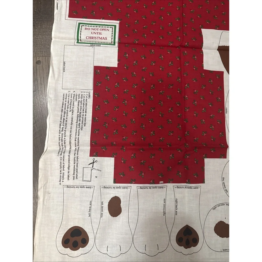 Craft Fabric Panel, Cute Christmas Puppy, CRANSTON VIP SCREEN PRINT/WORKS CO.